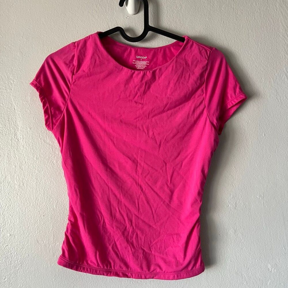 Qinsen short sleeves hot pink double-lined short sleeve crew neck